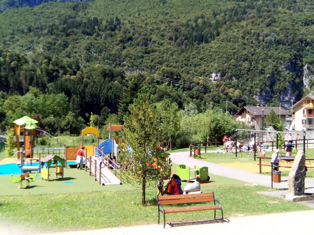 Bilocale A Piazza Brembana Apartamento Exterior foto